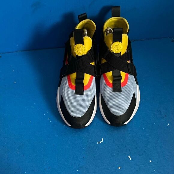 NIKE AIR Huarache City  Aluminum Women’s Size 8 Shoes AH6786-401 - Picture 6 of 6